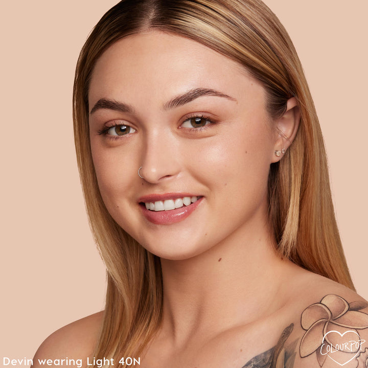 Light 40 N - Satin Portable Complexion Refresh
