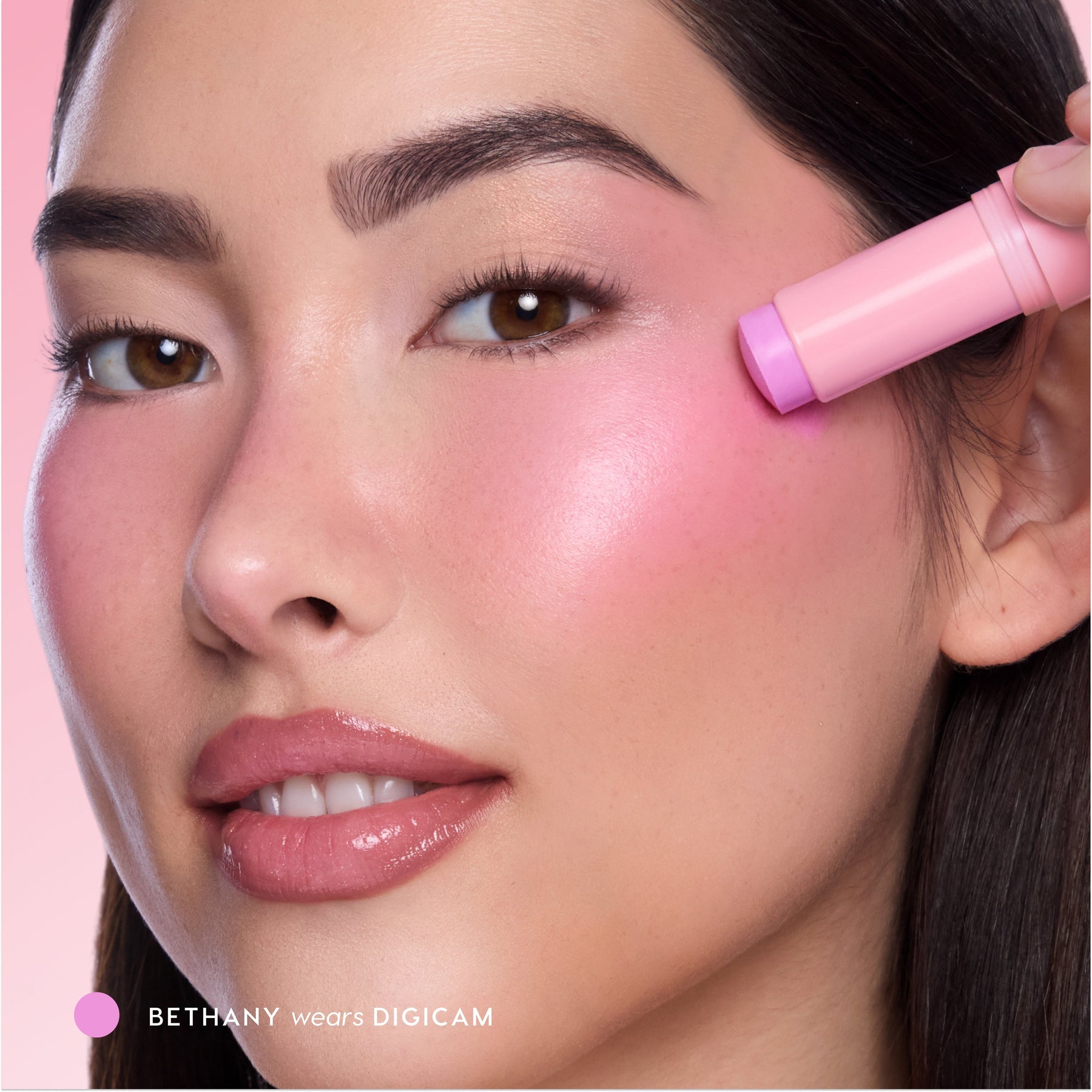 Digicam - Lasting Minimal Cheek Highlight