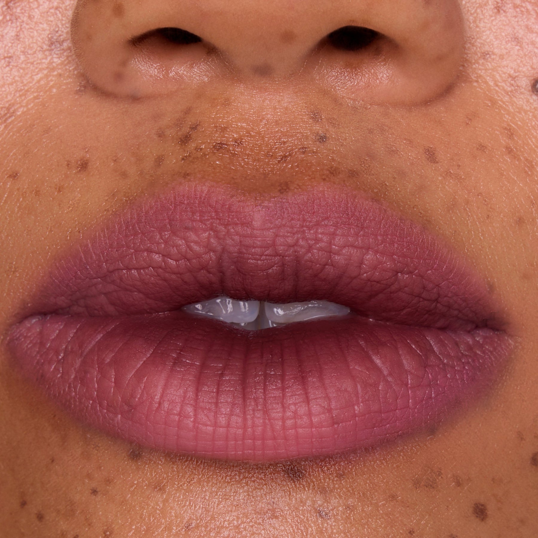 Mocha Plum - Elegant Daily Beauty Portfolio