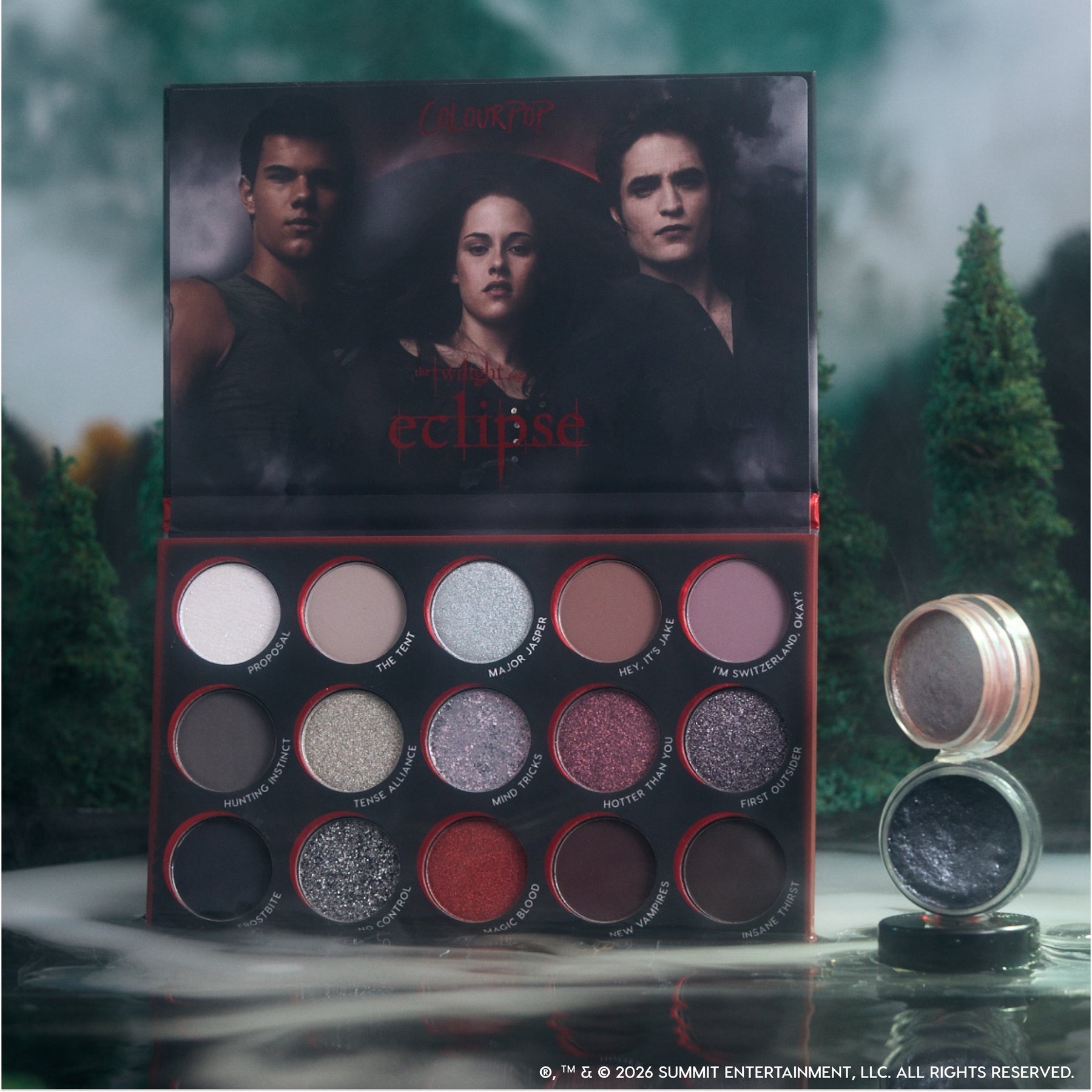 Eternal Eclipse - Featherlight Iconic Beauty Essentials