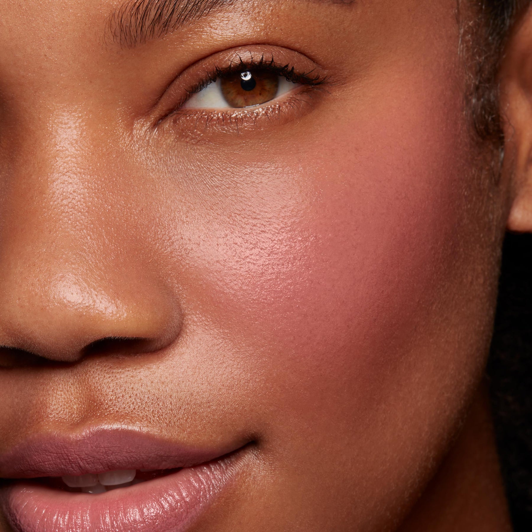 Verified - Graceful Effortless Cheek Polish