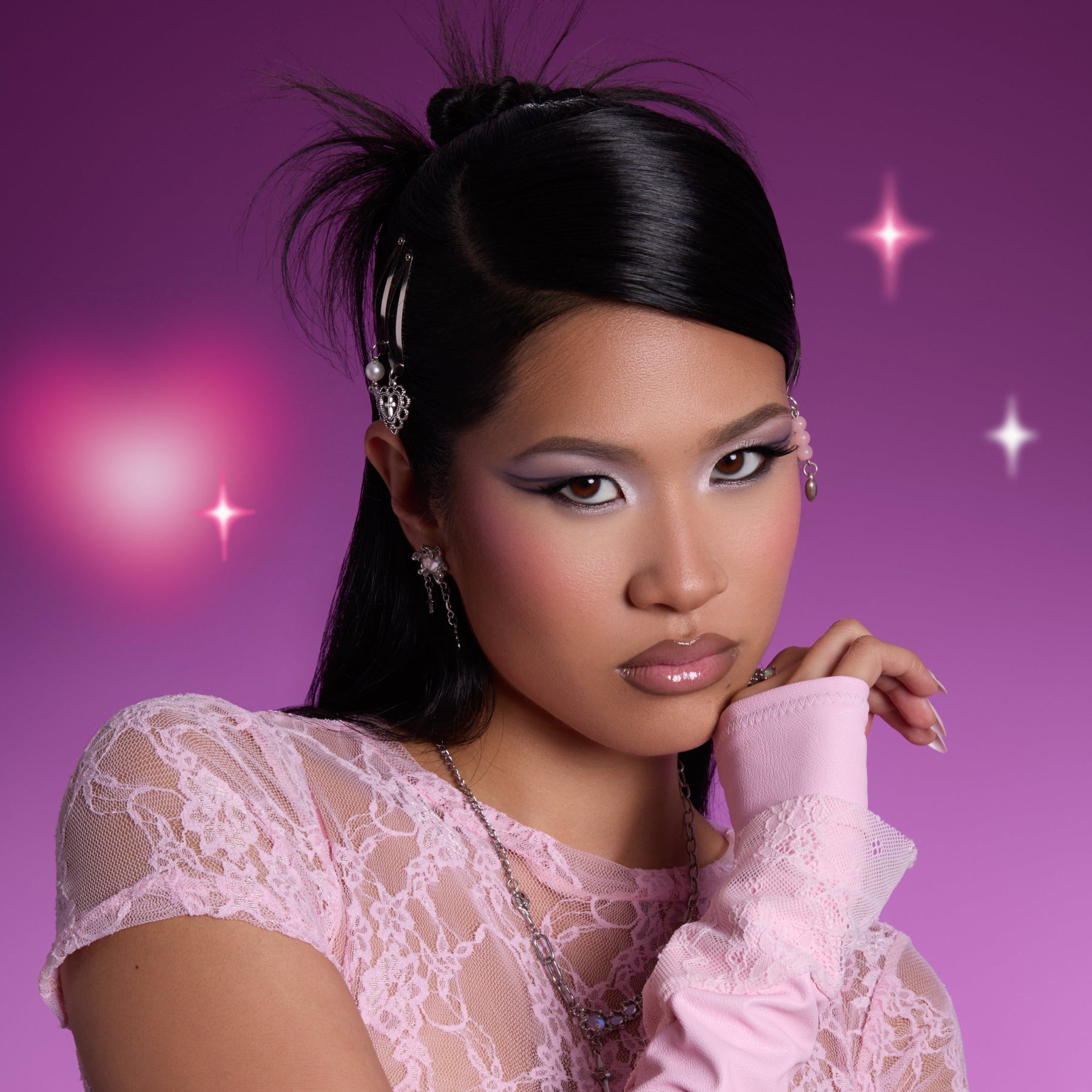 Heart to Get - Prismatic Timeless Eye Accent