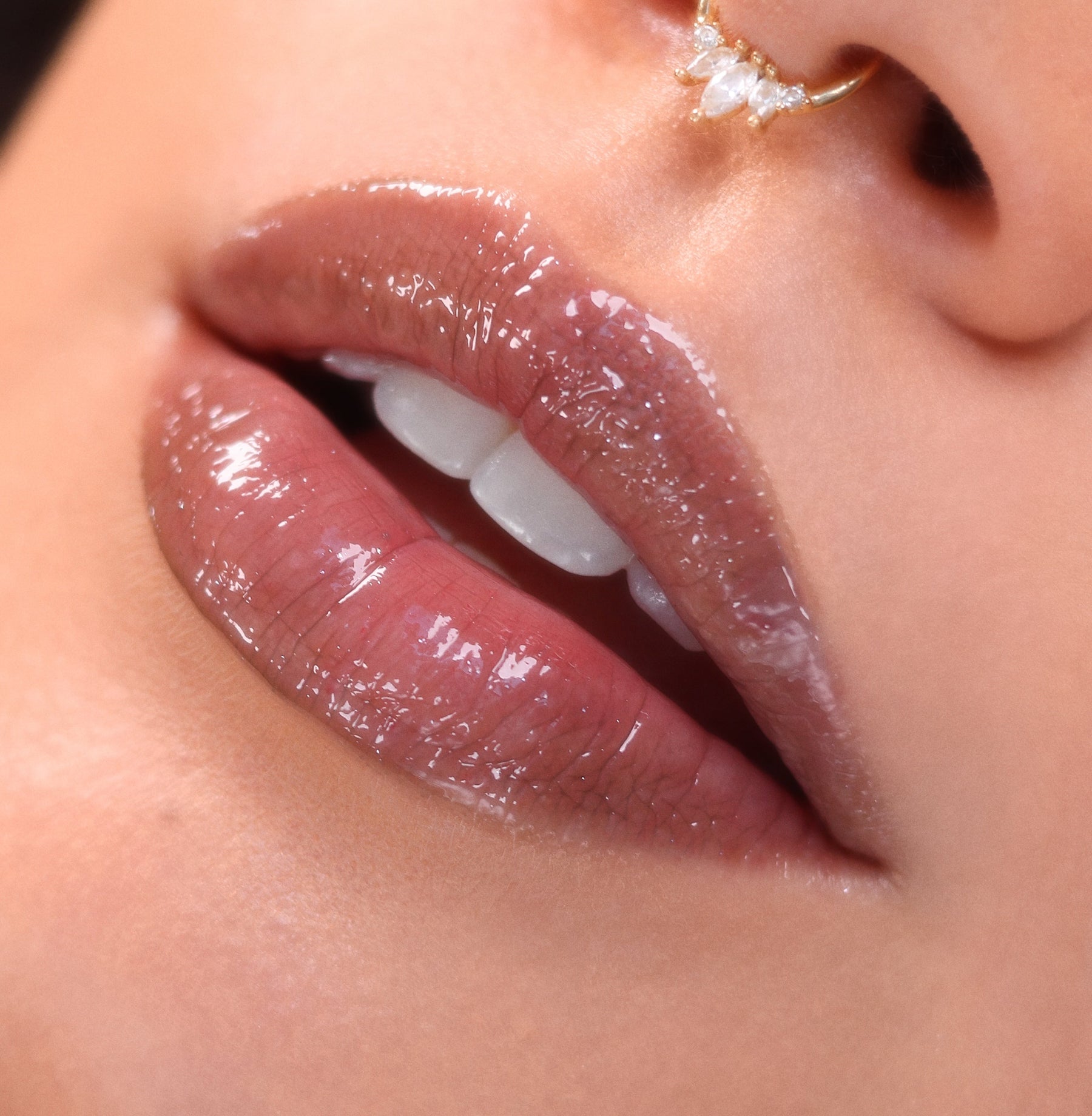 Team Jacob - Polished Studio Lip Shine