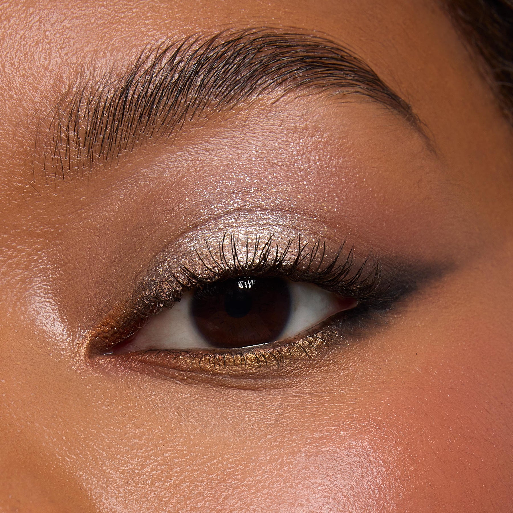 Precious Metals - Rosy Wearable Eye Drama