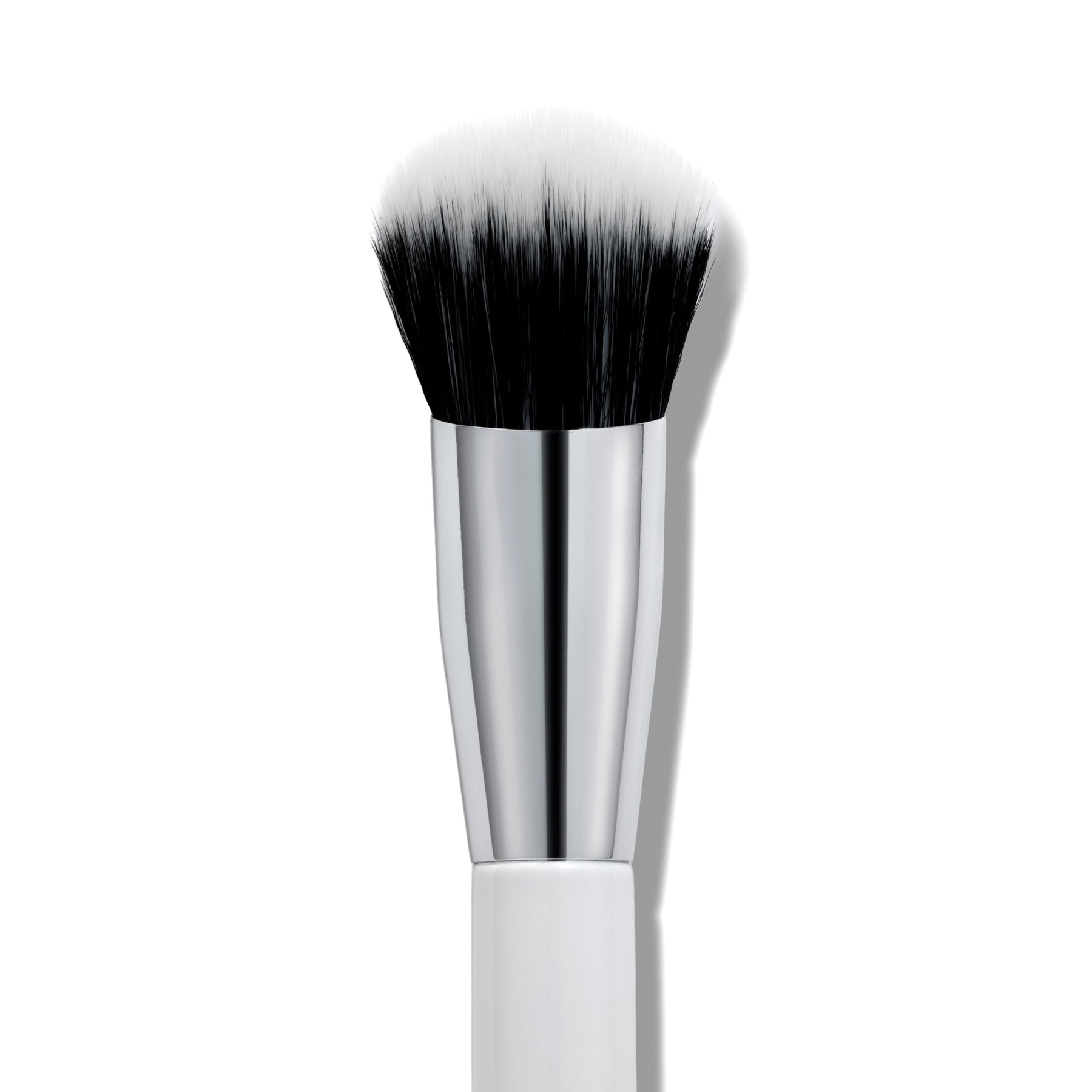 Angled Blending Face Brush - Studio-Ready Studio Artistry Lineup