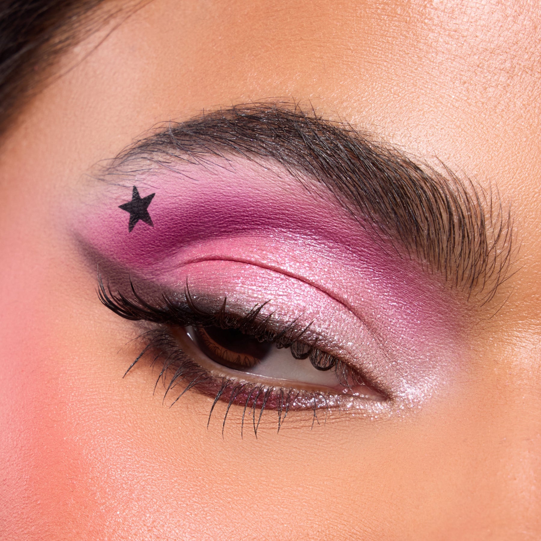 Best of Both Worlds - Gentle Curated Eye Detail