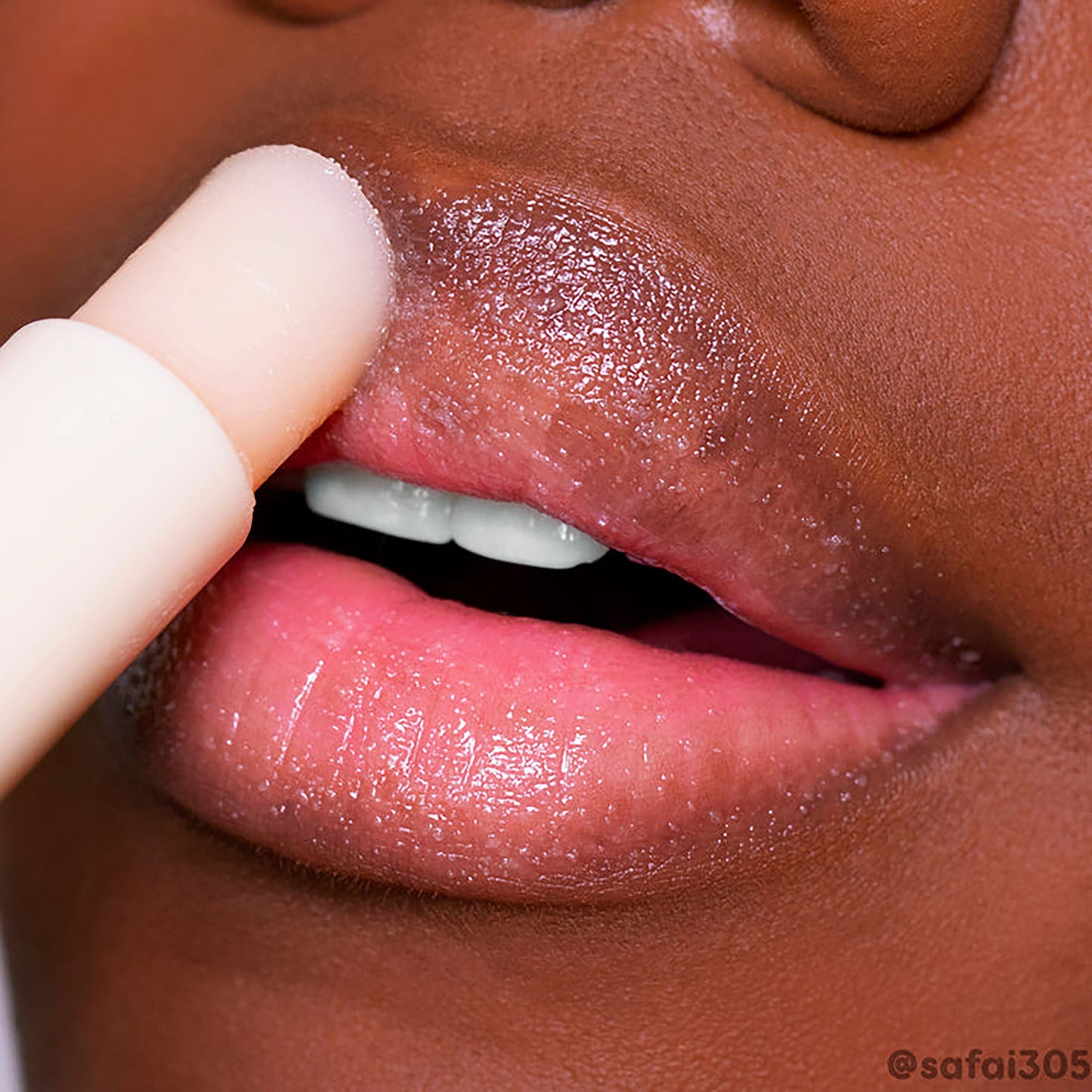 Vanilla - Natural Daytime Lip Finish