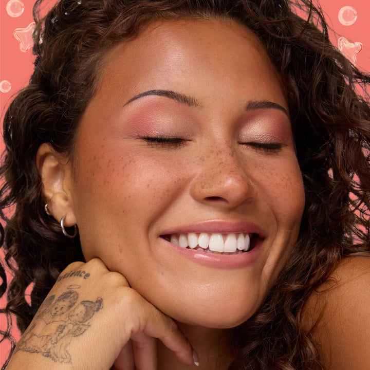 Sparkling Peach - Modern Festive Beauty Essentials